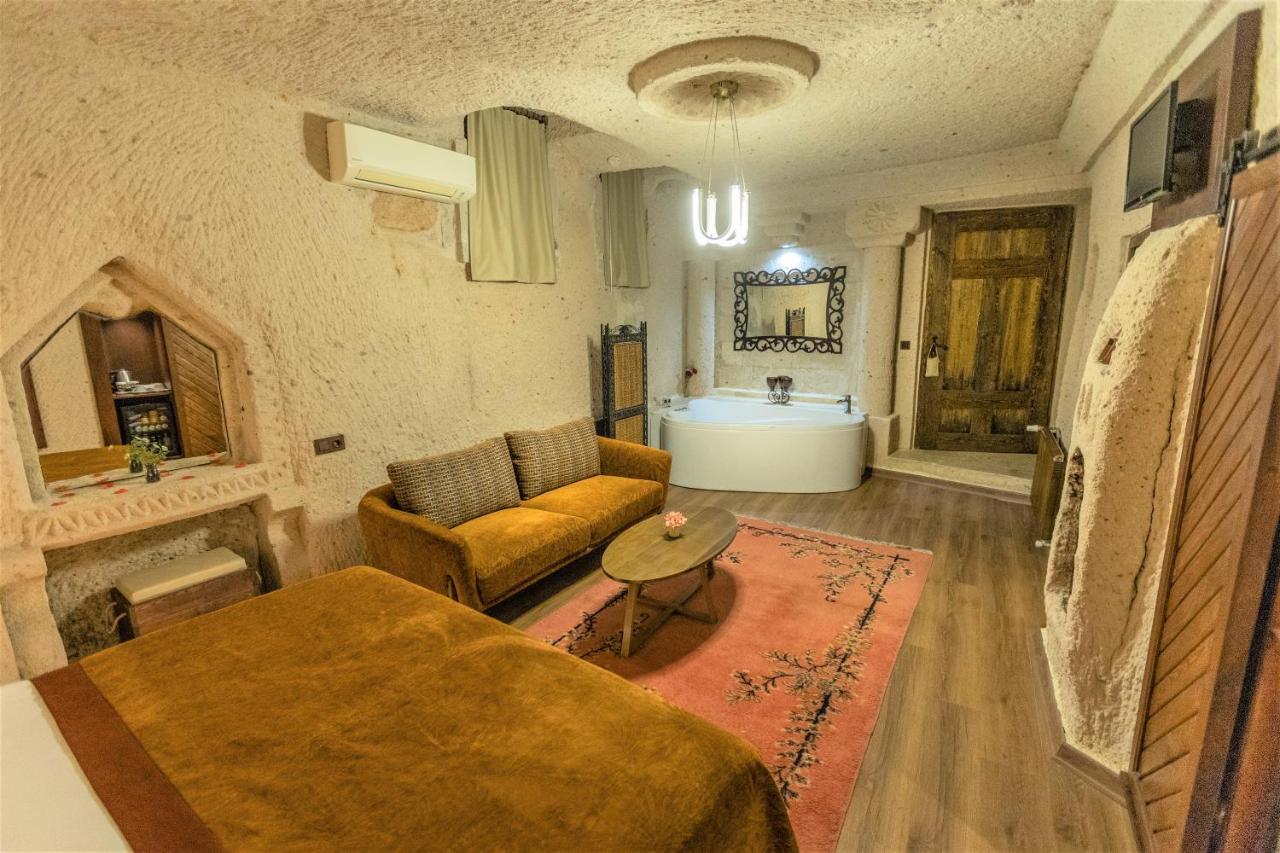 Mimi Cappadocia Luxury Cave Hotel Uçhisar Eksteriør billede