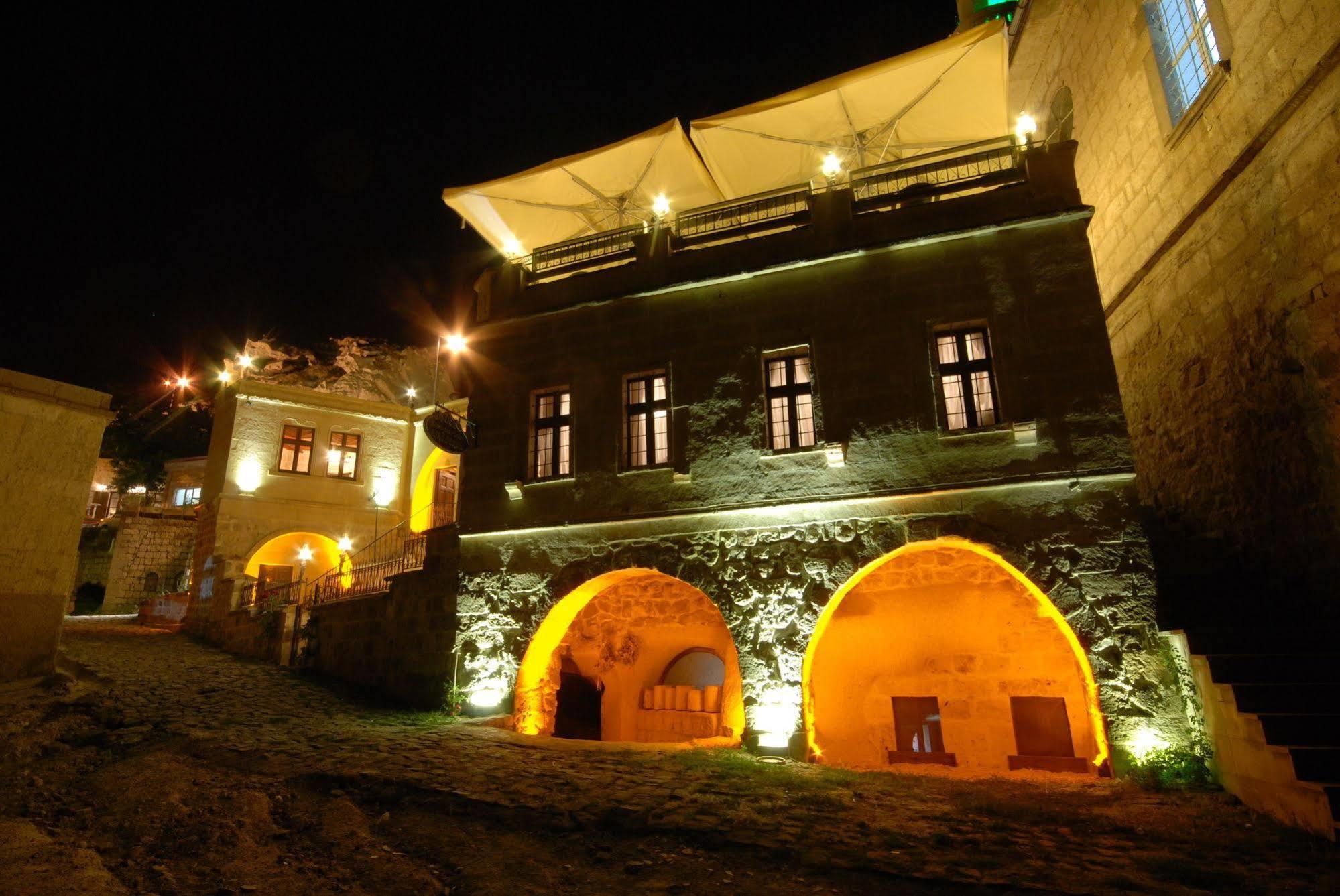 Mimi Cappadocia Luxury Cave Hotel Uçhisar Eksteriør billede