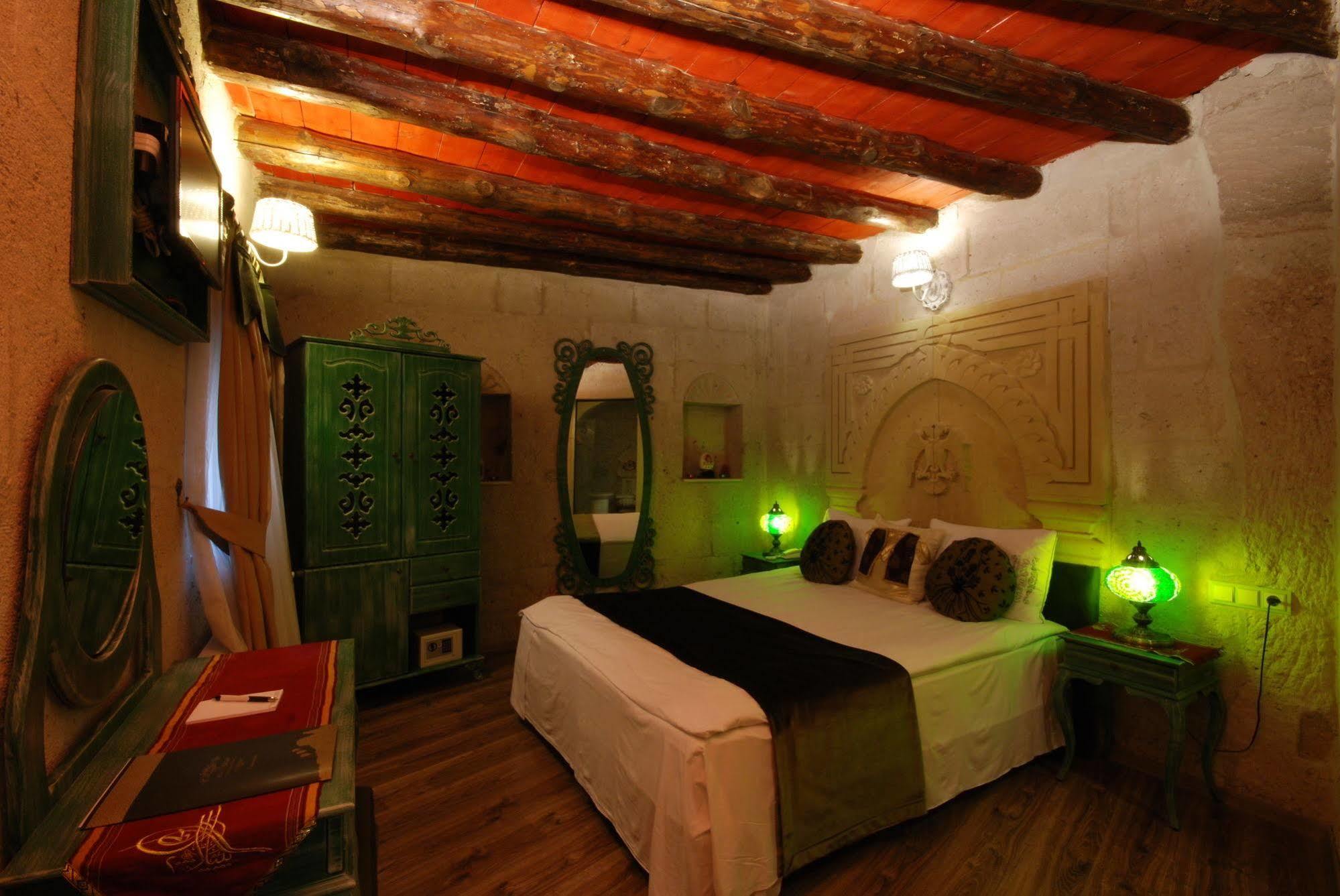 Mimi Cappadocia Luxury Cave Hotel Uçhisar Eksteriør billede