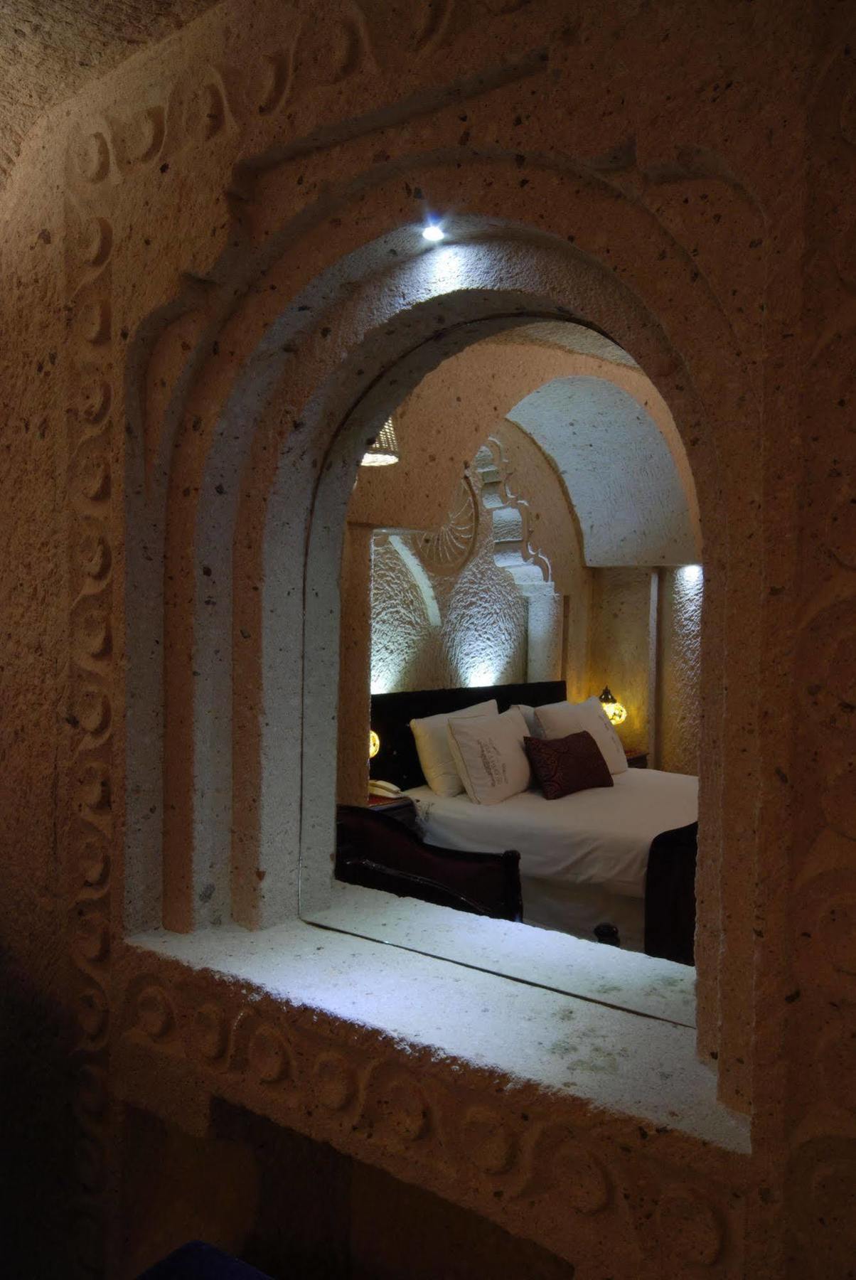 Mimi Cappadocia Luxury Cave Hotel Uçhisar Eksteriør billede